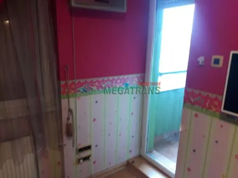 Izdavanje, trosoban stan, 86m², Grbavica, Novi Sad Sve Podlokacije - image 9