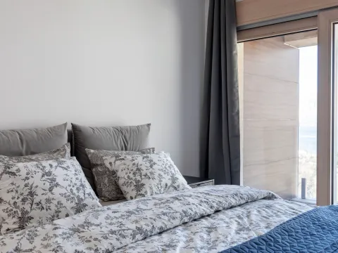 Sale, five bedroom apartment, 253m², Kotor, Crna Gora - image 11