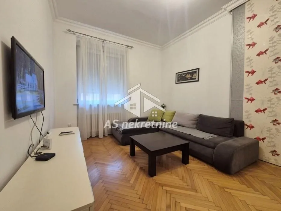 Rent, three bedroom apartment, 80m², Stari Grad, Beograd