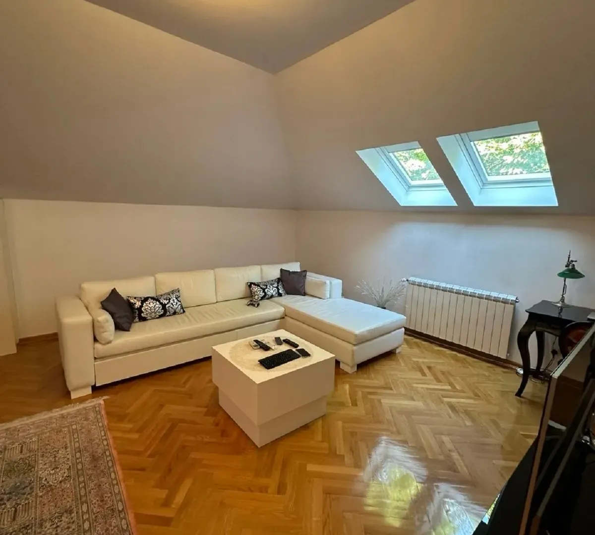 Prodaja, kuća, 250m², Altina, Beograd
