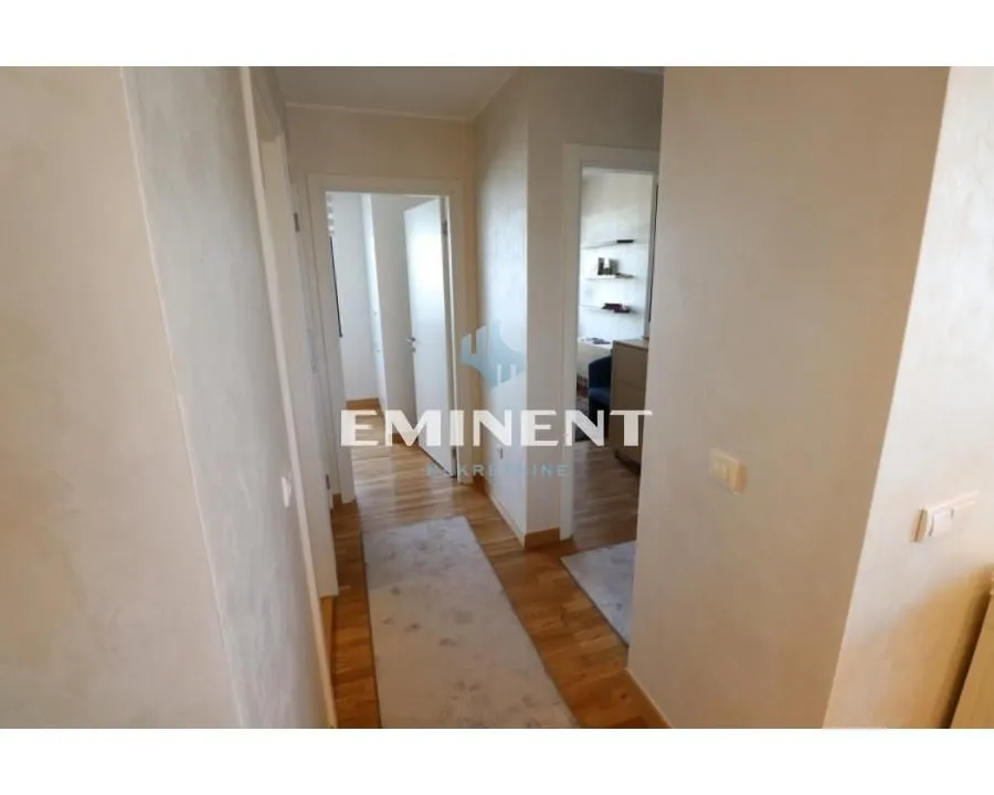 Rent, four bedroom apartment, 91m², Savski Venac, Beograd