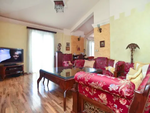 Prodaja, trosoban stan, 179m², Budva, Crna Gora - image 5