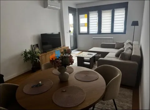 Izdavanje, trosoban stan, 76m², Skojevsko Naselje, Beograd - image 5