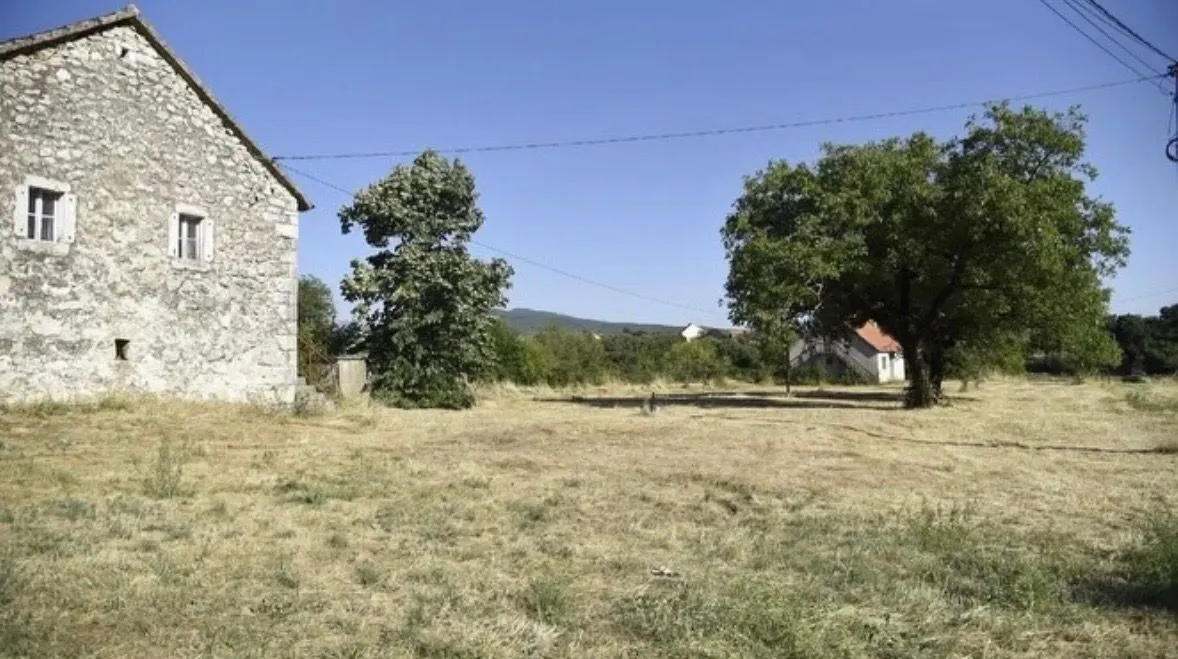 Prodaja, kuća, 210m², Brezovik, Nikšić