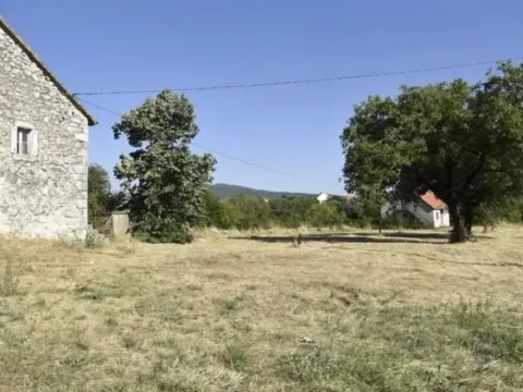 Prodaja, kuća, 210m², Brezovik, Nikšić - image 4