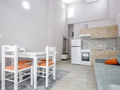 Sale, hospitality venue, 1256m², Podkošljun, Budva - image 11