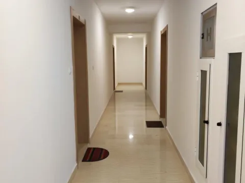 Rent, one bedroom apartment, 37m², Budva, Crna Gora - image 9