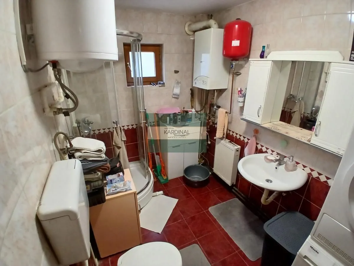 Prodaja, kuća, 334m², Tavrića obori, Jagodina