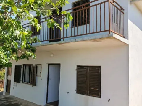Sale, house, 130m², Utjeha, Bar