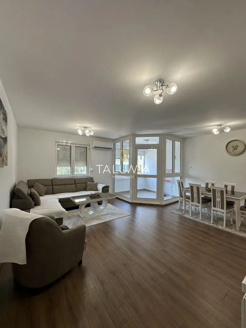 Rent, three bedroom apartment, 100m², City Kvart, Podgorica