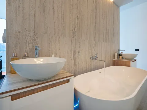 Rent, one bedroom apartment, 144m², Krašići, Tivat - image 32