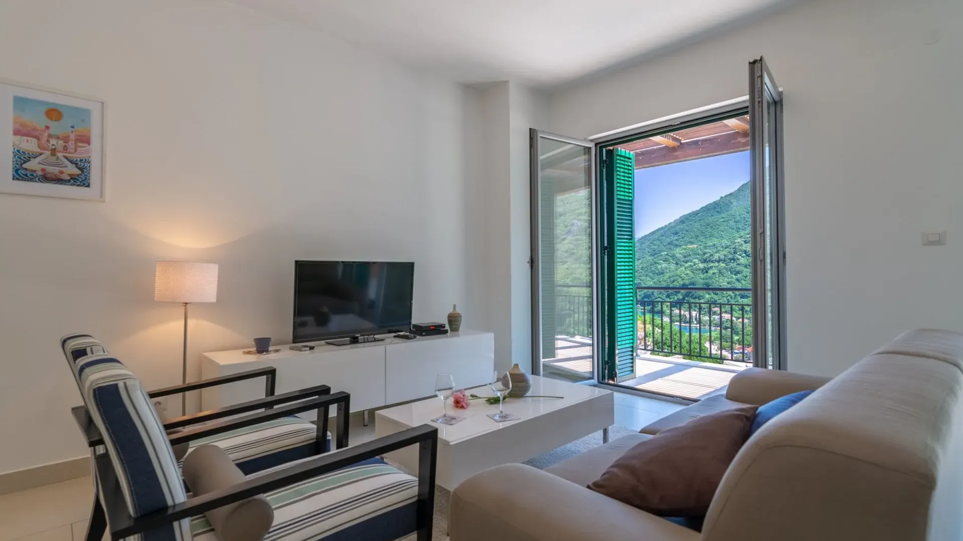 Sale, apartment, 91m², Morinj, Kotor