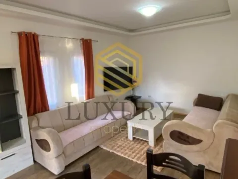 Izdavanje, jednosoban stan, 50m², Zabjelo, Podgorica - image 1