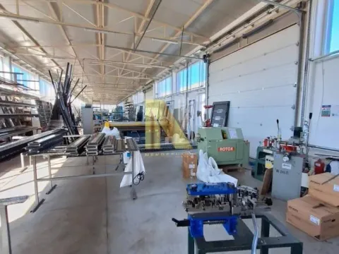 Sale, office space, 1252m², Stara Pazova, Srbija - image 9