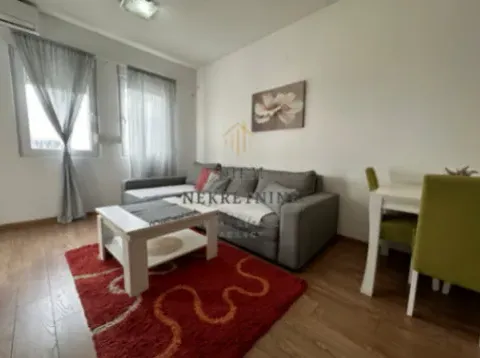 Izdavanje, dvosoban stan, 64m², City Kvart, Podgorica - image 3