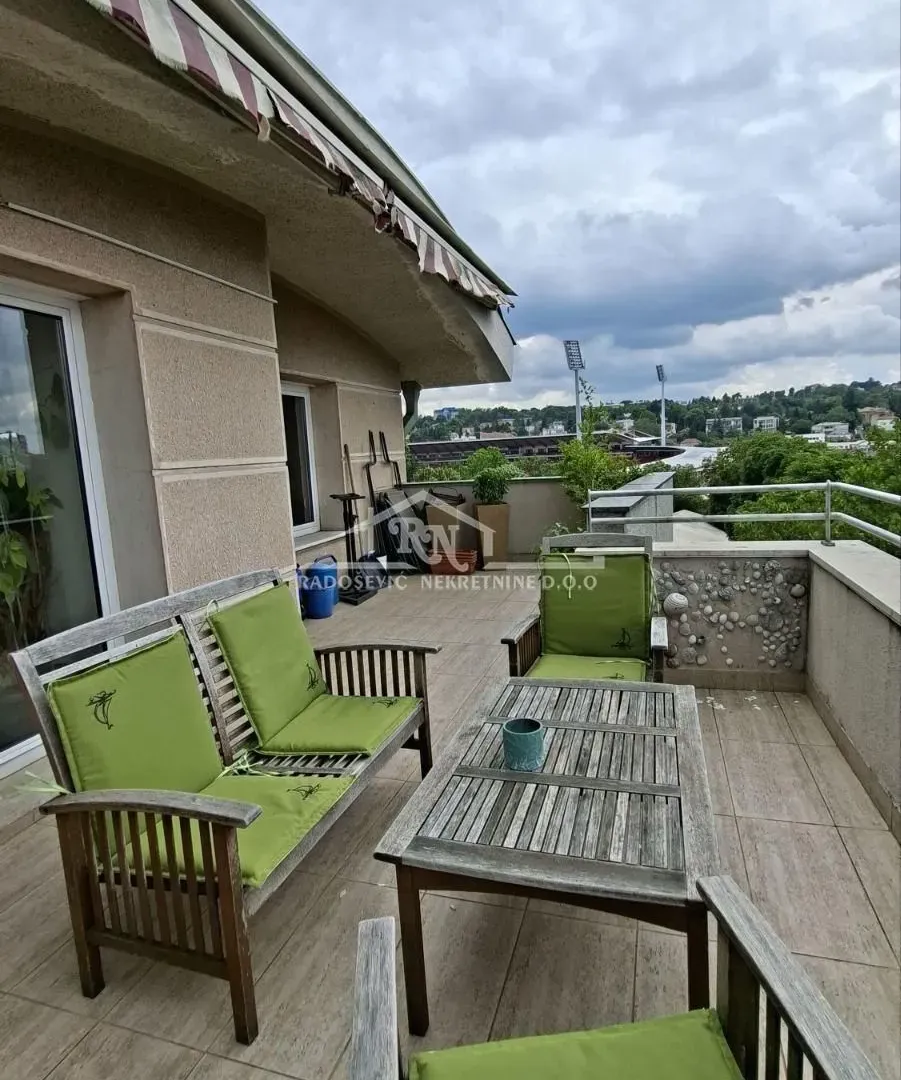 Sale, four bedroom apartment, 127m², Autokomanda, Voždovac Sve Podlokacije