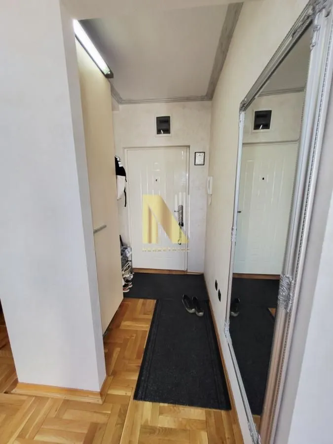 Prodaja, trosoban stan, 77m², Telep, Novi Sad Sve Podlokacije