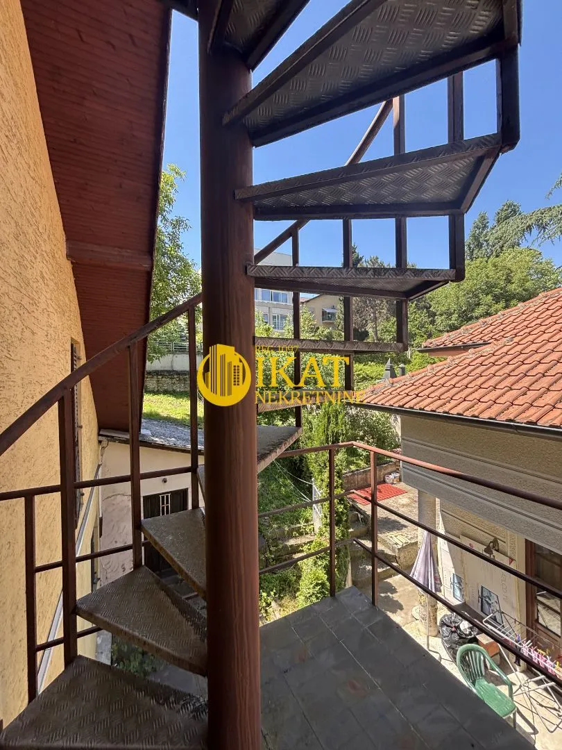Sale, house, 240m², Savski Venac, Beograd
