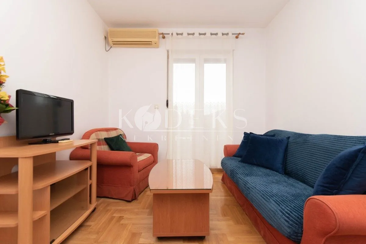 Rent, one bedroom apartment, 36m², Stari Aerodrom, Podgorica