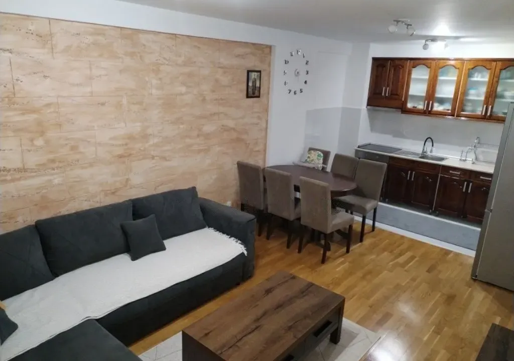 Prodaja, dvosoban stan, 51m², Lagator, Loznica