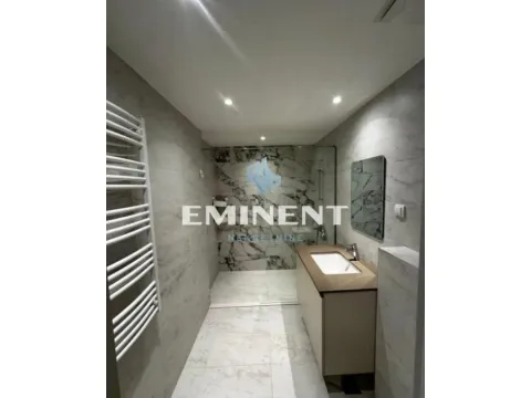 Izdavanje, trosoban stan, 81m², Savski Venac, Beograd - image 4