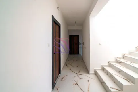 Prodaja, ugostiteljski objekat, 1530m², Seoce, Budva - image 5