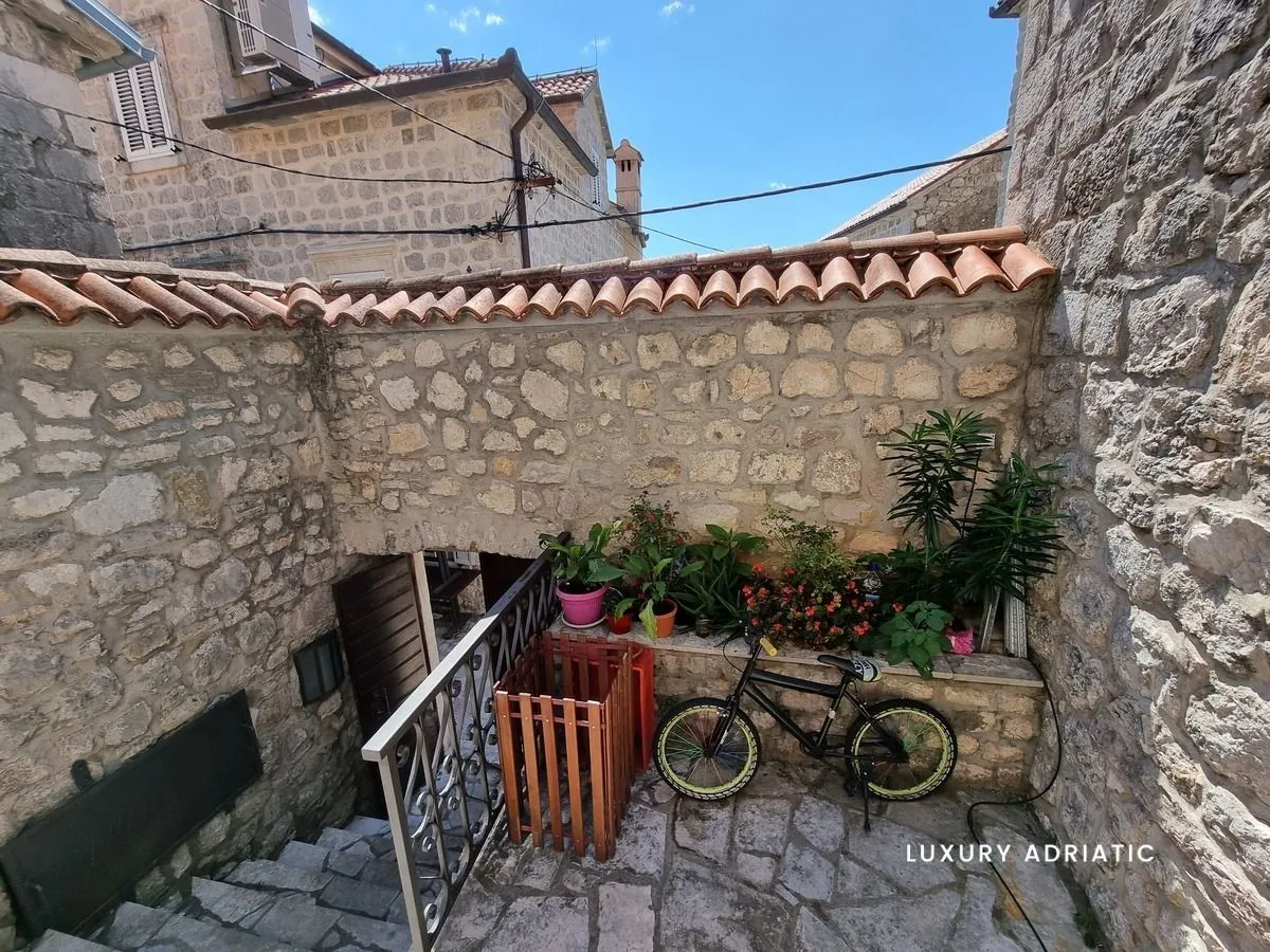 Sale, house, 285m², Perast, Kotor