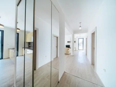 Prodaja, trosoban stan, 234m², Bečići, Budva - image 56