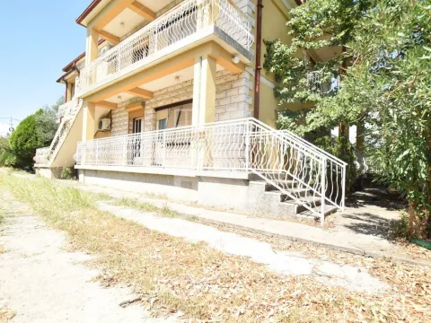 Sale, house, 240m², Dahna, Podgorica - image 38