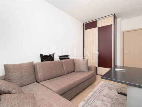 Rent, two bedroom apartment, 72m², City Kvart, Podgorica - image 8