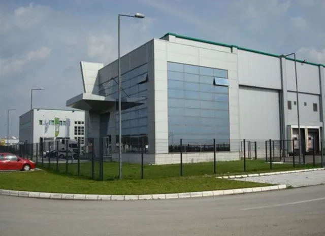 Rent, office space, 400m², Šimanovci, Pećinci