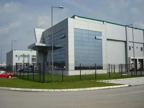 Rent, office space, 400m², Šimanovci, Pećinci - image 4