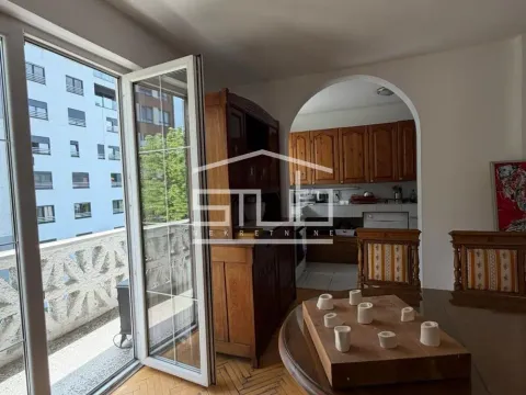 Rent, four bedroom apartment, 150m², Neimar, Vračar Sve Podlokacije - image 7