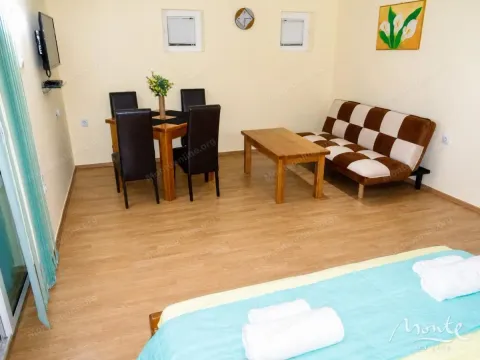 Sale, house, 250m², Dobra Voda, Bar - image 2