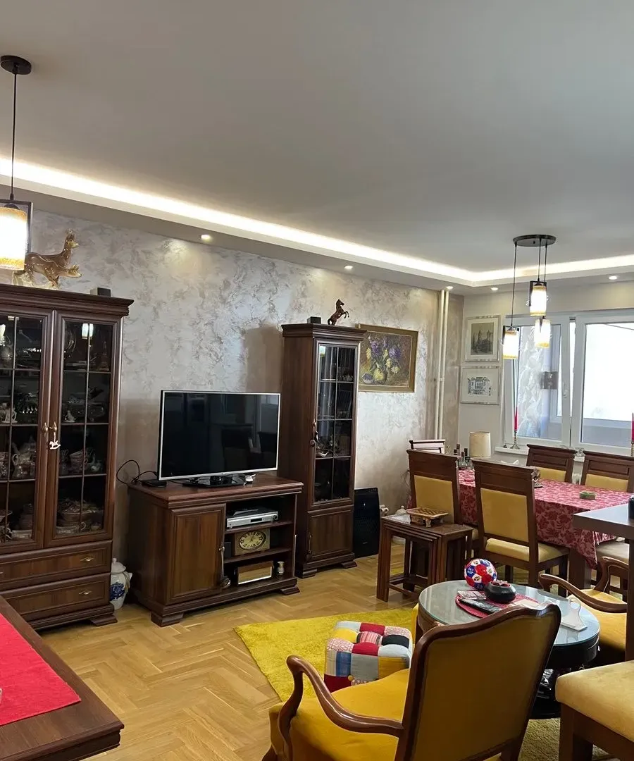 Rent, two bedroom apartment, 65m², Novi Beograd Blok 62, Novi Beograd Sve Podlokacije