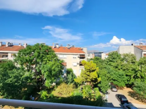 Rent, studio apartment, 26m², Stari Aerodrom, Podgorica - image 8