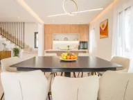 Prodaja, kuća, 250m², Mrčevac, Tivat - image 11