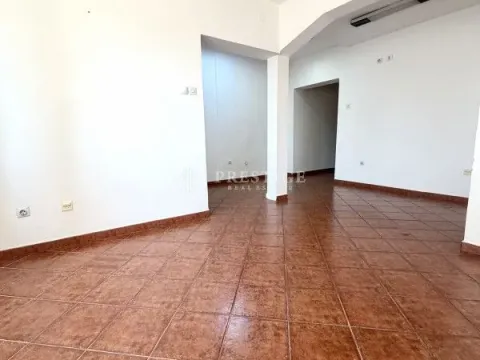 Rent, one bedroom apartment, 45m², Centar, Podgorica - image 5