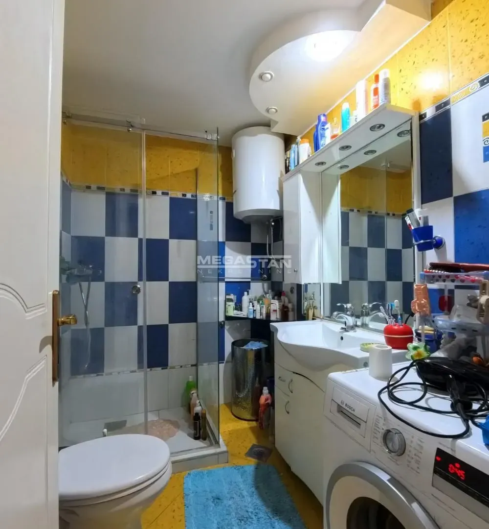 Sale, four bedroom apartment, 101m², Vukov Spomenik, Zvezdara Sve Podlokacije