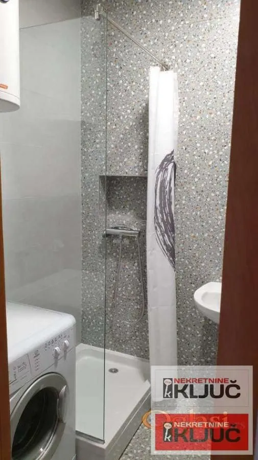 Izdavanje, garsonjera, 26m², Grbavica, Novi Sad Sve Podlokacije