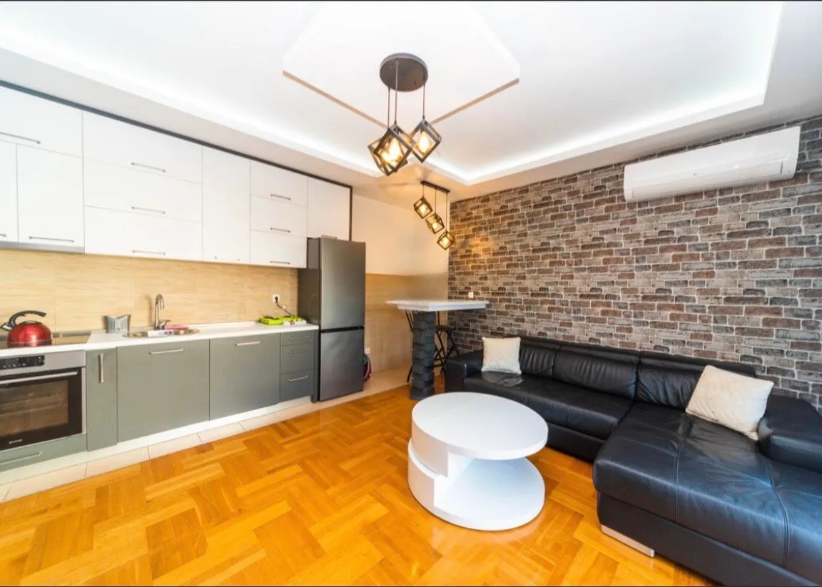 Rent, one bedroom apartment, 45m², Drač, Podgorica