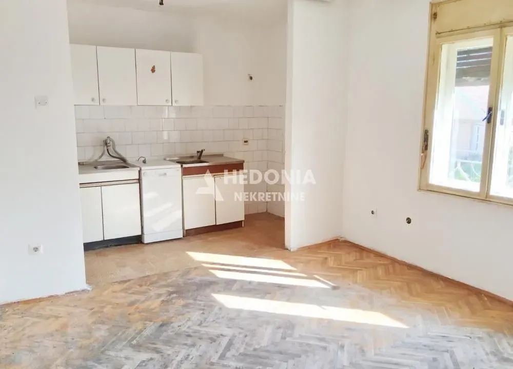 Prodaja, trosoban stan, 77m², Kaludjerica, Grocka