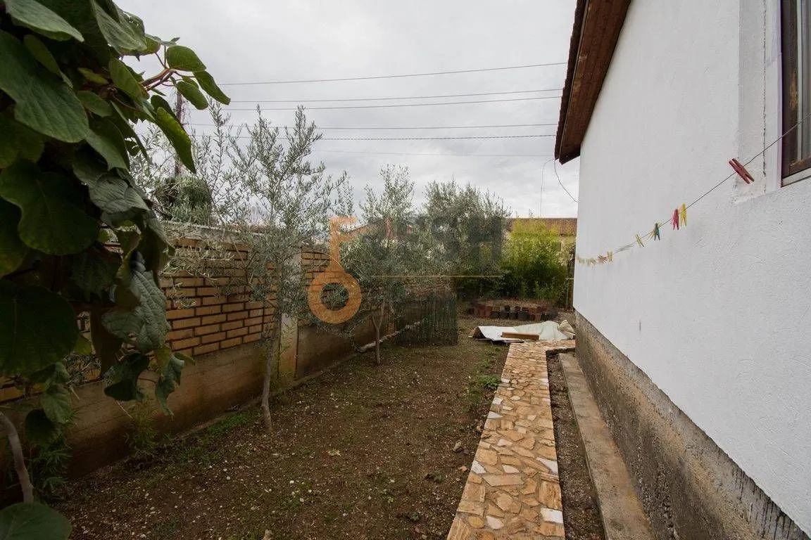 Prodaja, kuća, 120m², Gornja Gorica, Podgorica