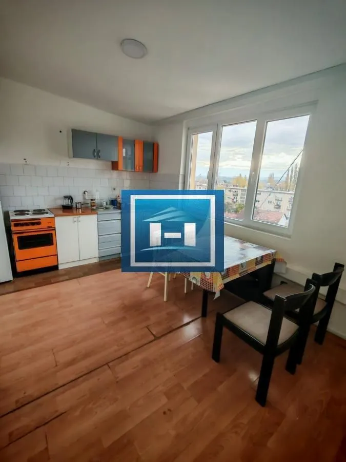 Izdavanje, dvosoban stan, 60m², Centar, Paraćin