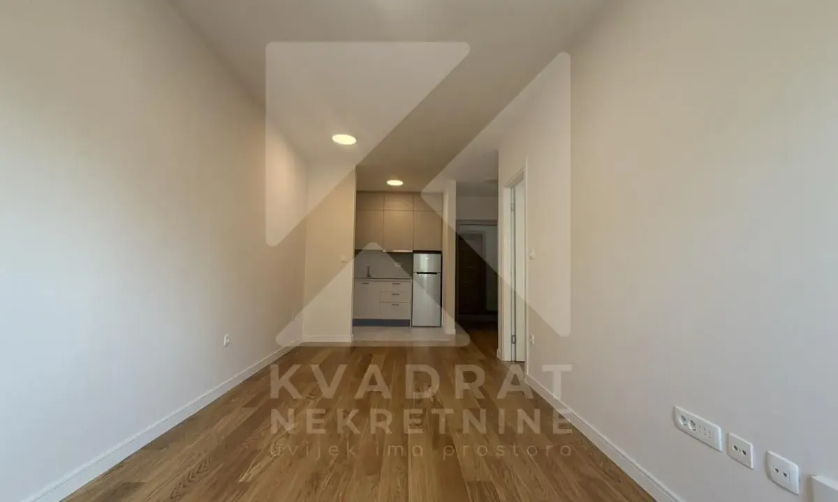 Rent, office space, 40m², Central Point, Podgorica
