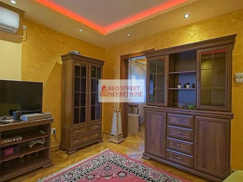 Izdavanje, dvosoban stan, 50m², Krnjaca, Palilula Sve Podlokacije - image 13