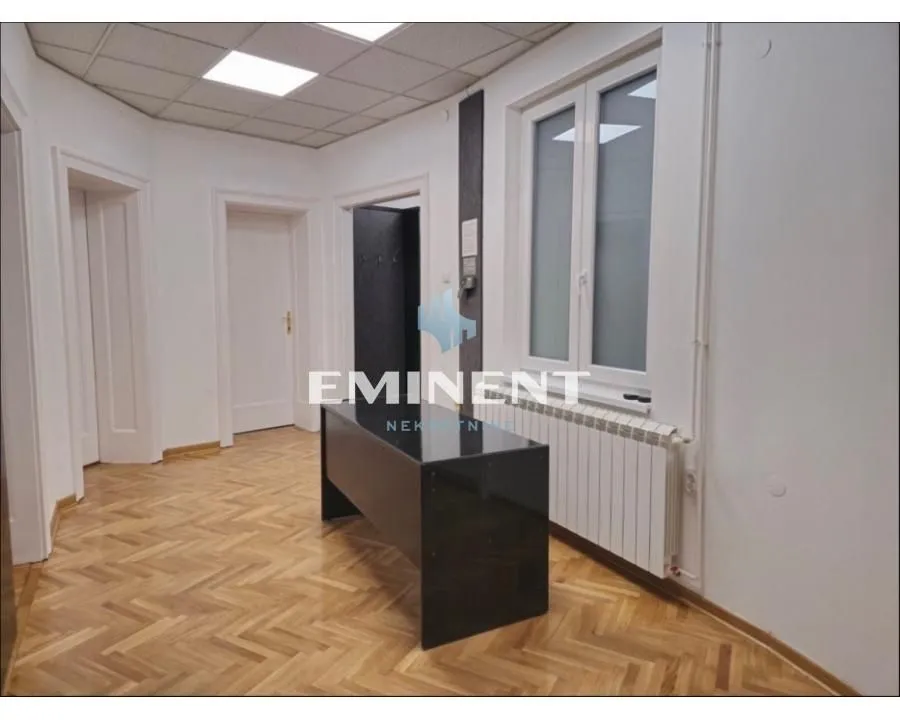 Rent, apartment, 135m², Stari Grad, Beograd