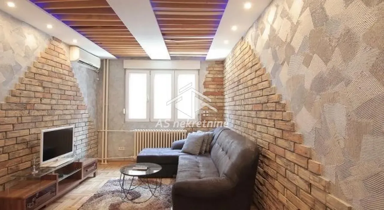 Izdavanje, stan, 87m², Zeleni Venac, Beograd