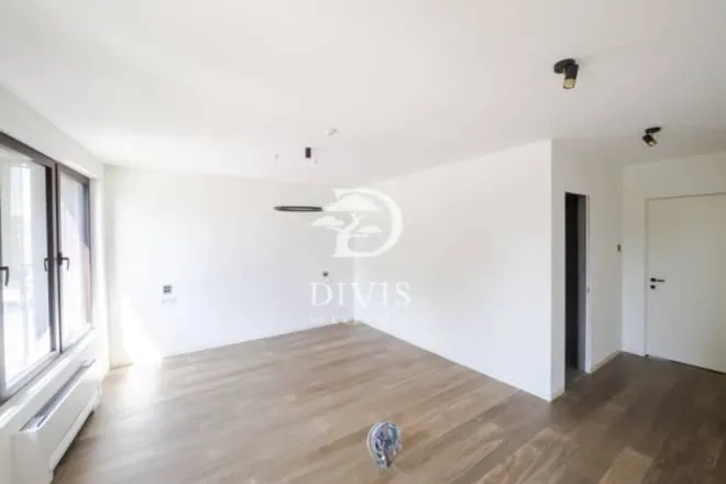 Sale, four bedroom apartment, 214m², Dedinje Rtv Pink, Dedinje Sve Podlokacije