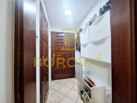 Sale, house, 108m², Uciteljsko Naselje, Zvezdara Sve Podlokacije - image 7